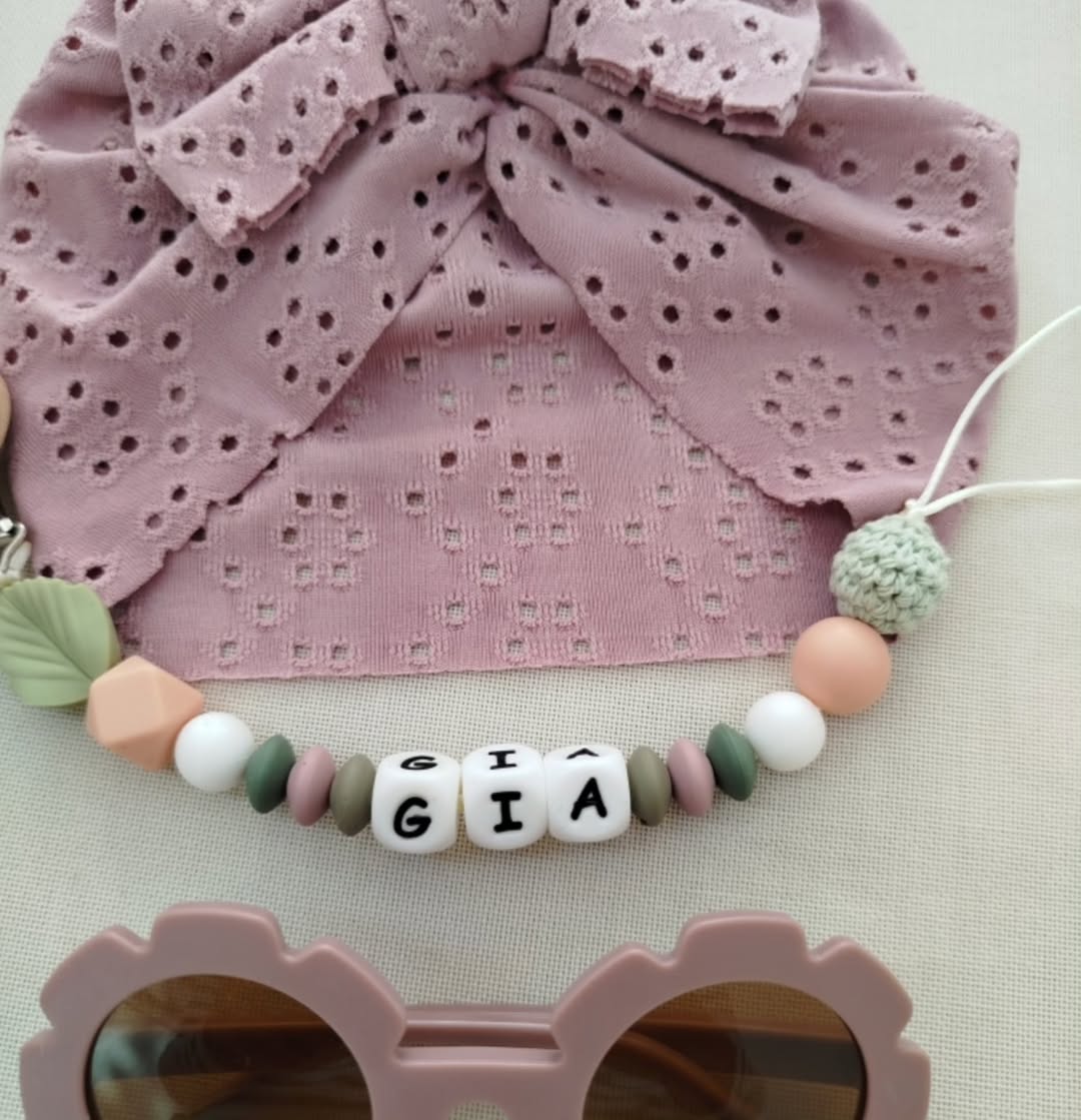 Precioso conjunto que se llevaron este finde en el Market de San Gregorio, en Telde. Primera vez que preparo un chupetero con este nombre, que me parece precioso!!